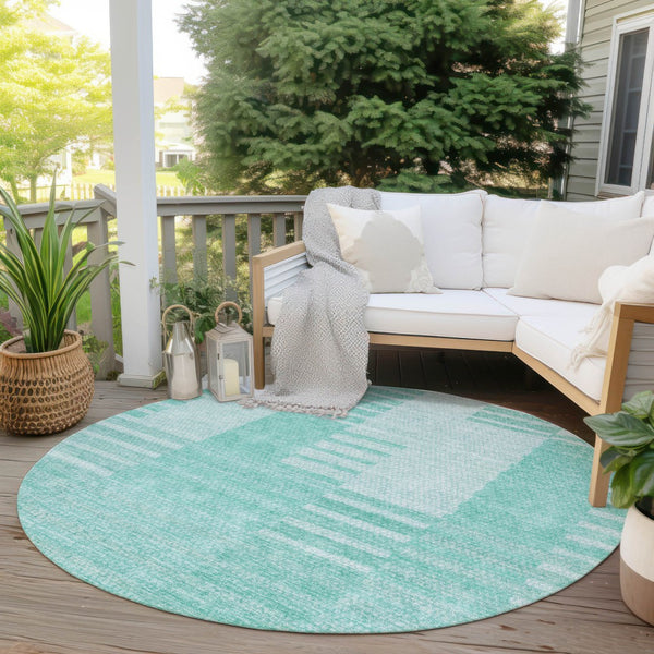 Homeroots 3' Stylish Artichoke Green And Mint Striped Washable Indoor-outdoor Area Rug For All Spaces 8' Round Polyester 581679