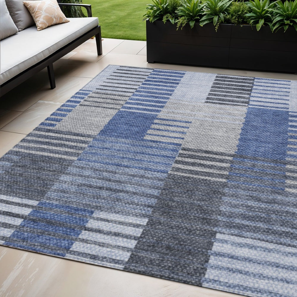 HomeRoots 5' Denim Blue and Navy Striped Washable Area Rug - Durable, Versatile, Ideal for Indoor and Outdoor Spaces 5' X 8' 581690