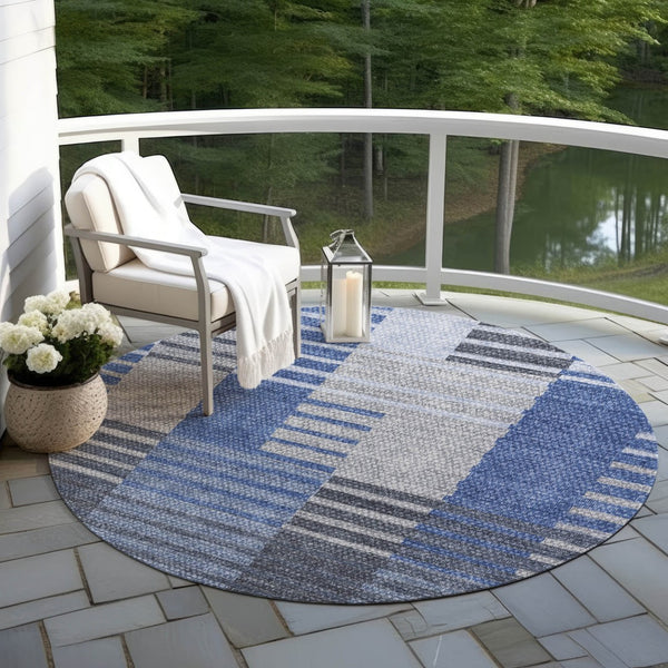 Homeroots 3' Brown Gold Taupe Striped Washable Area Rug - Perfect For Indoor And Outdoor Spaces, Durable Design 8' Round Polyester 581691