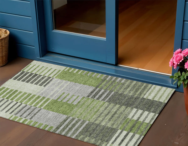 Homeroots 3' Brown Gold Taupe Striped Washable Area Rug - Perfect For Indoor And Outdoor Spaces, Durable Design 3' X 5' Polyester 581695