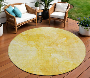 Homeroots 3' Nautical Washable Area Rug In Artichoke And Lime Green - Perfect For Indoor & Outdoor Spaces! 8' Round Polyester 581733