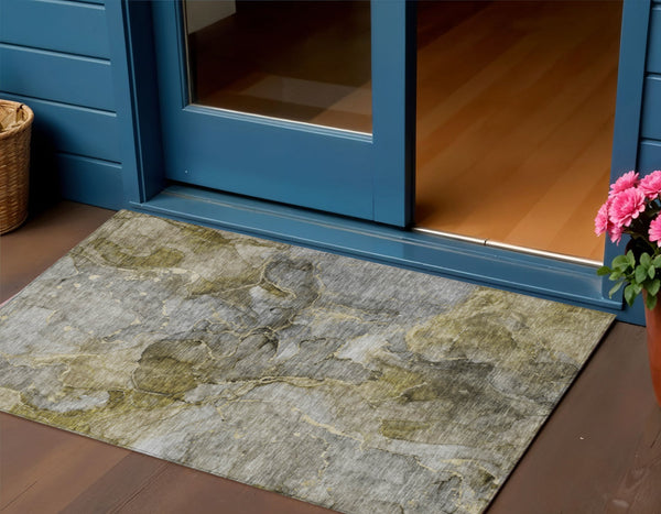 Homeroots 3' Navy Blue And Beige Abstract Washable Area Rug For Indoor And Outdoor Spaces, Durable Design 3' X 5' Polyester 581779