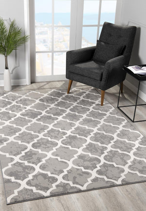 HomeRoots 4' X 6' Gray Abstract Area Rug - Soft, Stain-Resistant Design Perfect for Modern Homes with Kids & Pets 581786