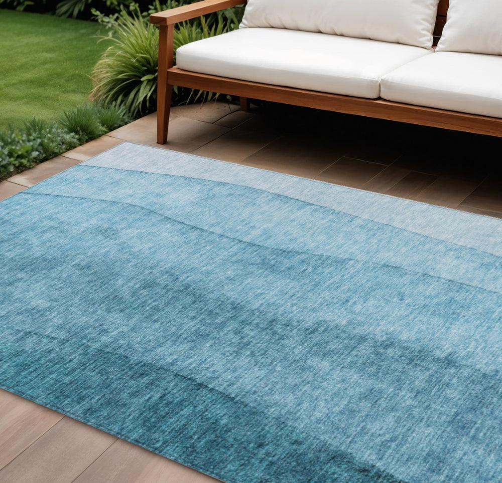 HomeRoots 5' Teal Blue Ombre Indoor Outdoor Area Rug - Durable, Washable & Stylish for Modern Spaces 8' X 10' 581831