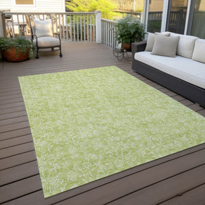 Homeroots 3' Artichoke Green & Ivory Floral Washable Area Rug For Indoor & Outdoor Spaces, Durable Design 3' X 5' Polyester 581840