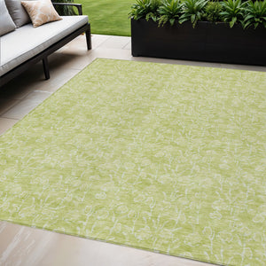 Homeroots 3' Artichoke Green & Ivory Floral Washable Area Rug For Indoor & Outdoor Spaces, Durable Design 5' X 8' Polyester 581841