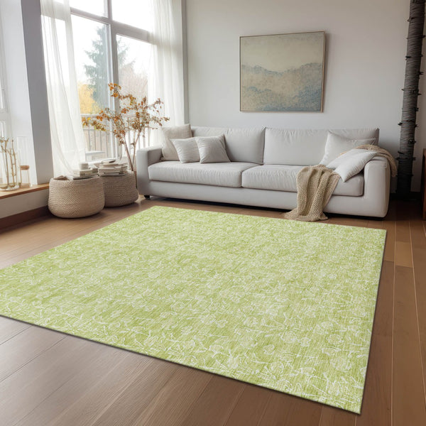 Homeroots 3' Artichoke Green & Ivory Floral Washable Area Rug For Indoor & Outdoor Spaces, Durable Design 8' X 10' Polyester 581843