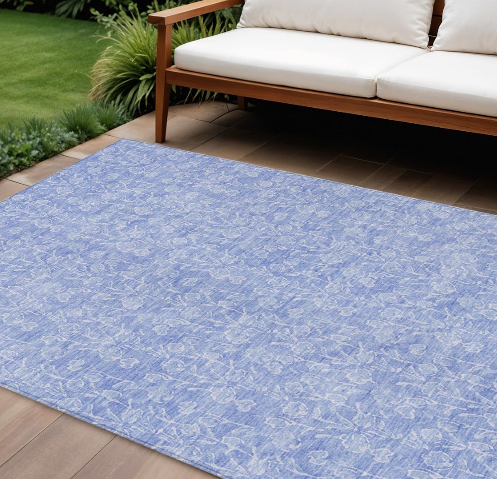 HomeRoots 9' Denim Blue and Ivory Floral Area Rug - Washable, Durable, Perfect for Indoor and Outdoor Spaces 9' X 12' 581862