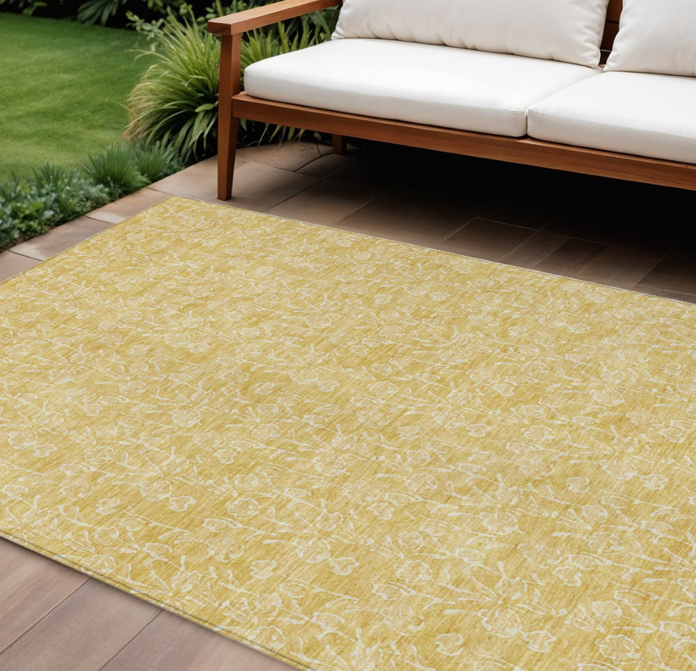 HomeRoots 9' Gold and Ivory Floral Area Rug - Elegant, Durable, Machine Washable for Indoor and Outdoor Spaces 9' X 12' 581868