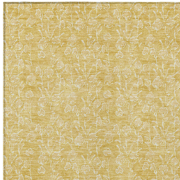 Homeroots 3' Artichoke Green & Ivory Floral Washable Area Rug For Indoor & Outdoor Spaces, Durable Design 10' X 14' Polyester 581869