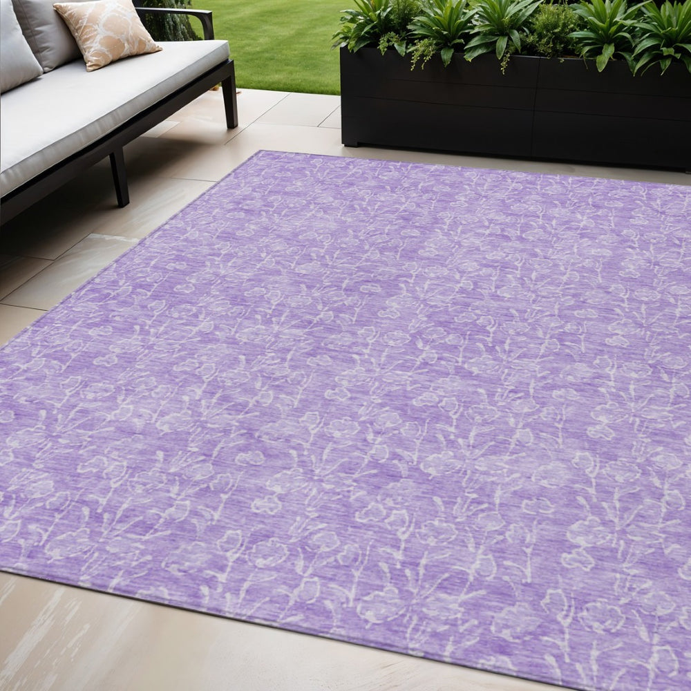 HomeRoots 5' Lilac and Ivory Floral Area Rug - Stylish Washable Design for Indoor and Outdoor Durability 5' X 8' 581871