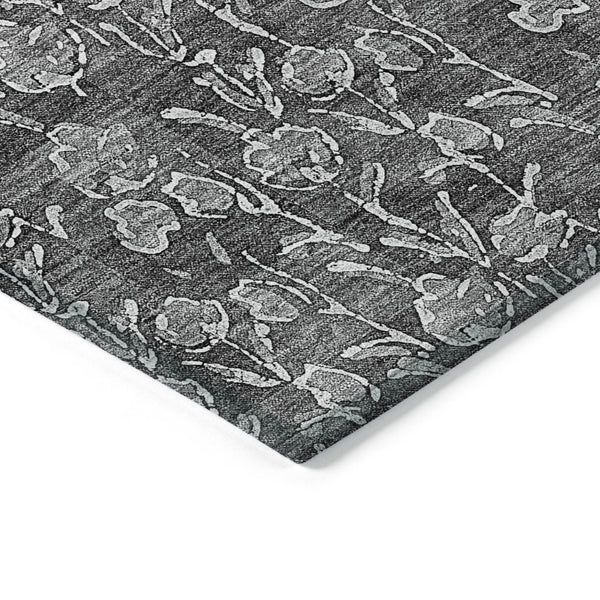 Homeroots 3' Brown Floral Washable Area Rug - Stylish Indoor Outdoor Carpet For High Traffic Spaces & More 5' X 8' Polyester 581895