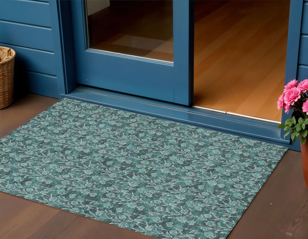 Homeroots 3' Brown Floral Washable Area Rug - Stylish Indoor Outdoor Carpet For High Traffic Spaces & More 3' X 5' Polyester 581924