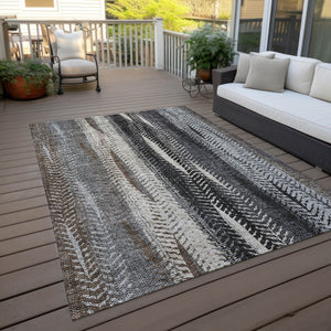 Homeroots 3' Stylish Botanical Leaves Indoor Outdoor Area Rug - Durable, Washable, And Versatile For Any Space 5' X 8' Polyester 581931