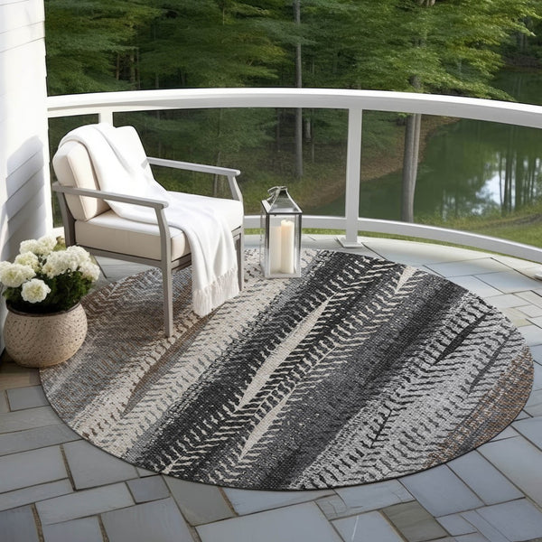 Homeroots 3' Stylish Botanical Leaves Indoor Outdoor Area Rug - Durable, Washable, And Versatile For Any Space 8' Round Polyester 581932