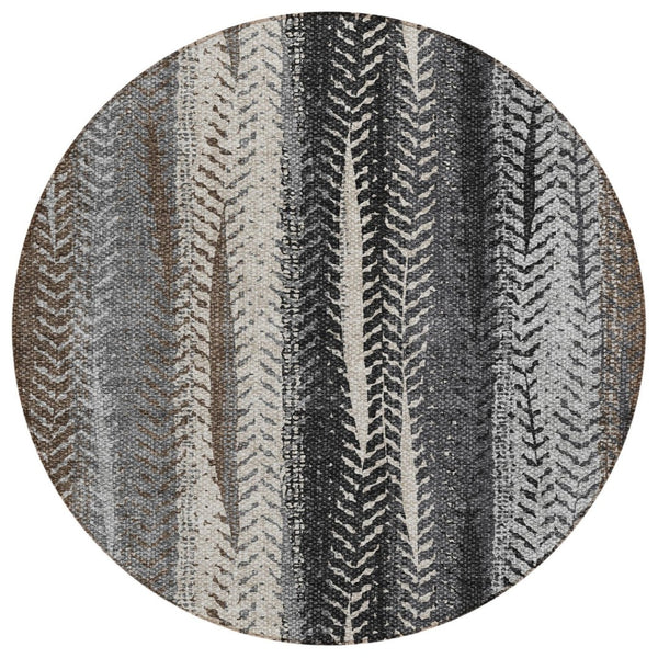 HomeRoots 5' Botanical Leaves Indoor Outdoor Area Rug - Washable, Durable, Stylish for High-Traffic Spaces 8' Round 581932