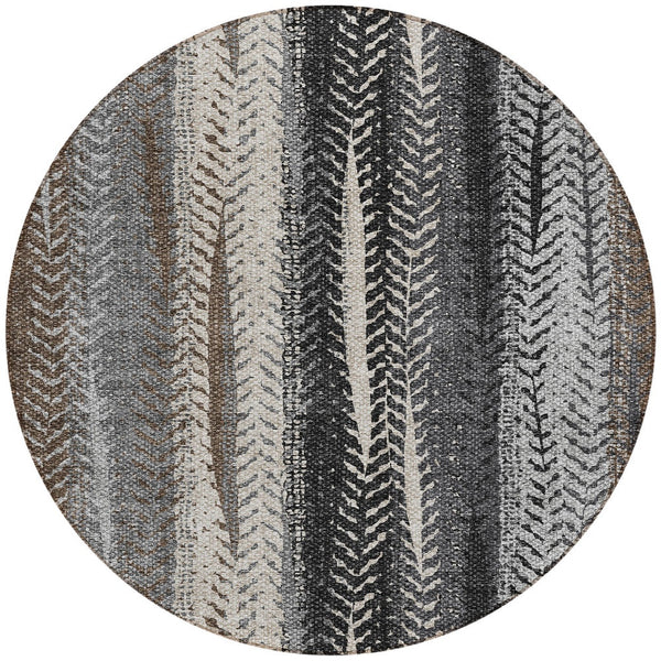 Homeroots 3' Stylish Botanical Leaves Indoor Outdoor Area Rug - Durable, Washable, And Versatile For Any Space 8' Round Polyester 581932