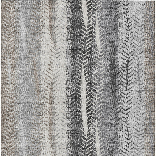 Homeroots 3' Stylish Botanical Leaves Indoor Outdoor Area Rug - Durable, Washable, And Versatile For Any Space 9' X 12' Polyester 581946