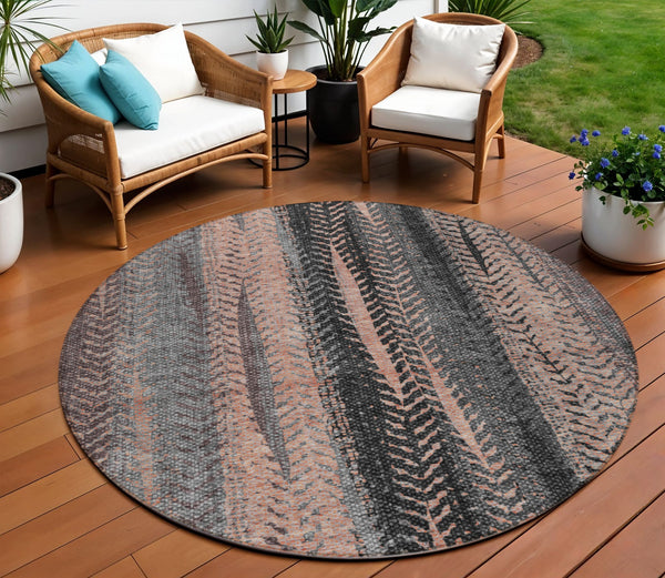 Homeroots 3' Stylish Botanical Leaves Indoor Outdoor Area Rug - Durable, Washable, And Versatile For Any Space 8' Round Polyester 581950