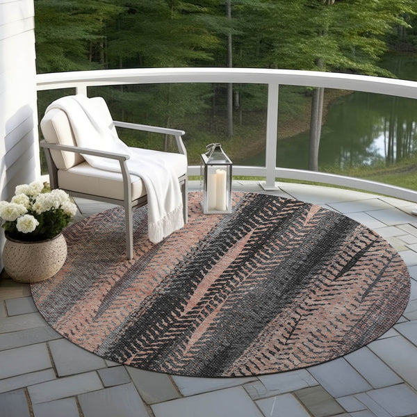 Homeroots 3' Stylish Botanical Leaves Indoor Outdoor Area Rug - Durable, Washable, And Versatile For Any Space 8' Round Polyester 581950