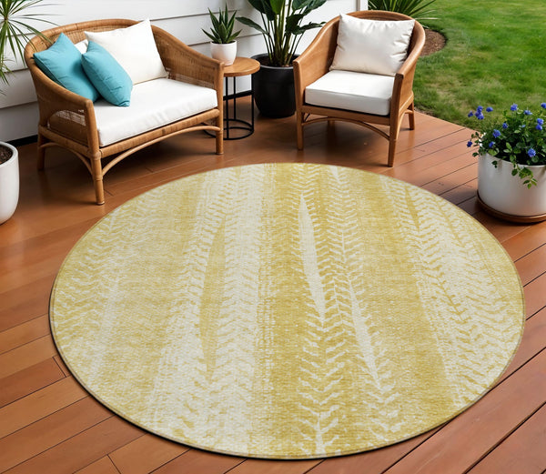 Homeroots 3' Indoor Outdoor Area Rug In Artichoke Green With Elegant Botanical Leaves - Washable & Durable Design 8' Round Polyester 581980
