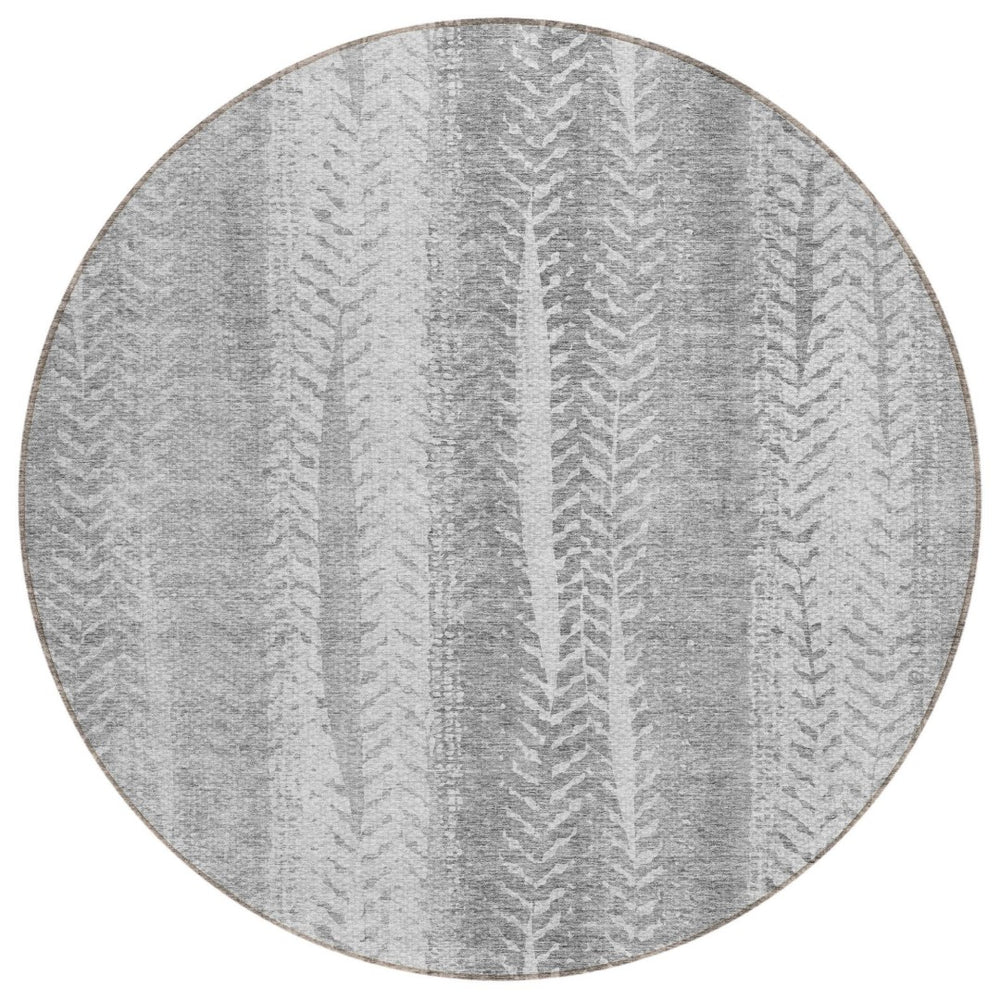 HomeRoots 5' Indoor Outdoor Area Rug with Botanical Leaves Design – Washable, Durable, Stylish for Any Space 8' Round 581992