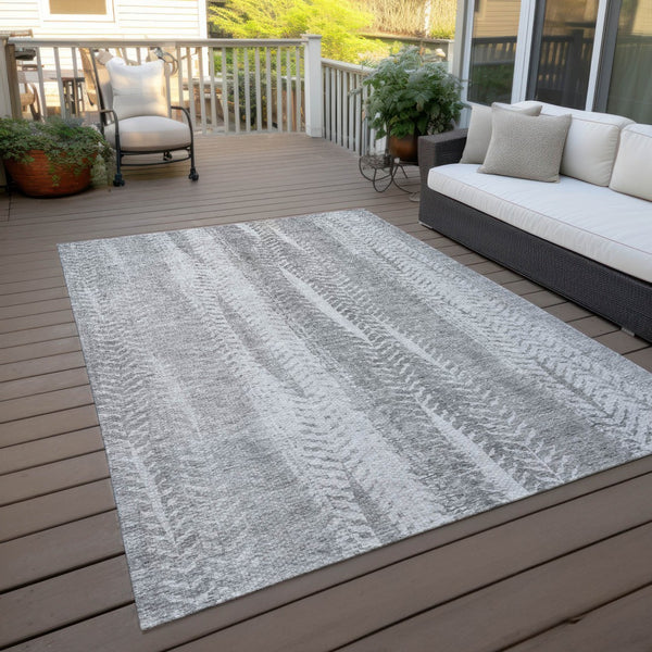 Homeroots 3' Indoor Outdoor Area Rug In Artichoke Green With Elegant Botanical Leaves - Washable & Durable Design 10' X 14' Polyester 581995