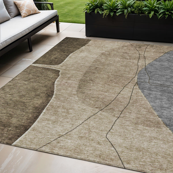 Homeroots 3' Brown Taupe And Beige Abstract Washable Indoor Outdoor Area Rug For Stylish Home Décor 5' X 8' Polyester 582003