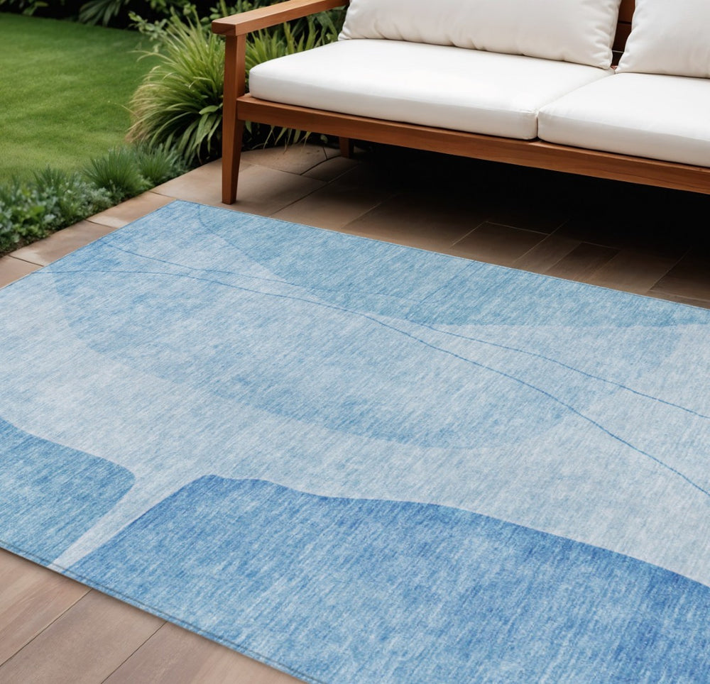 HomeRoots 5' Denim Blue Abstract Area Rug – Stylish, Washable, Stain-Resistant for Indoor & Outdoor Spaces 8' X 10' 582011