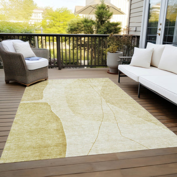 Homeroots 3' Brown Taupe And Beige Abstract Washable Indoor Outdoor Area Rug For Stylish Home Décor 8' X 10' Polyester 582023