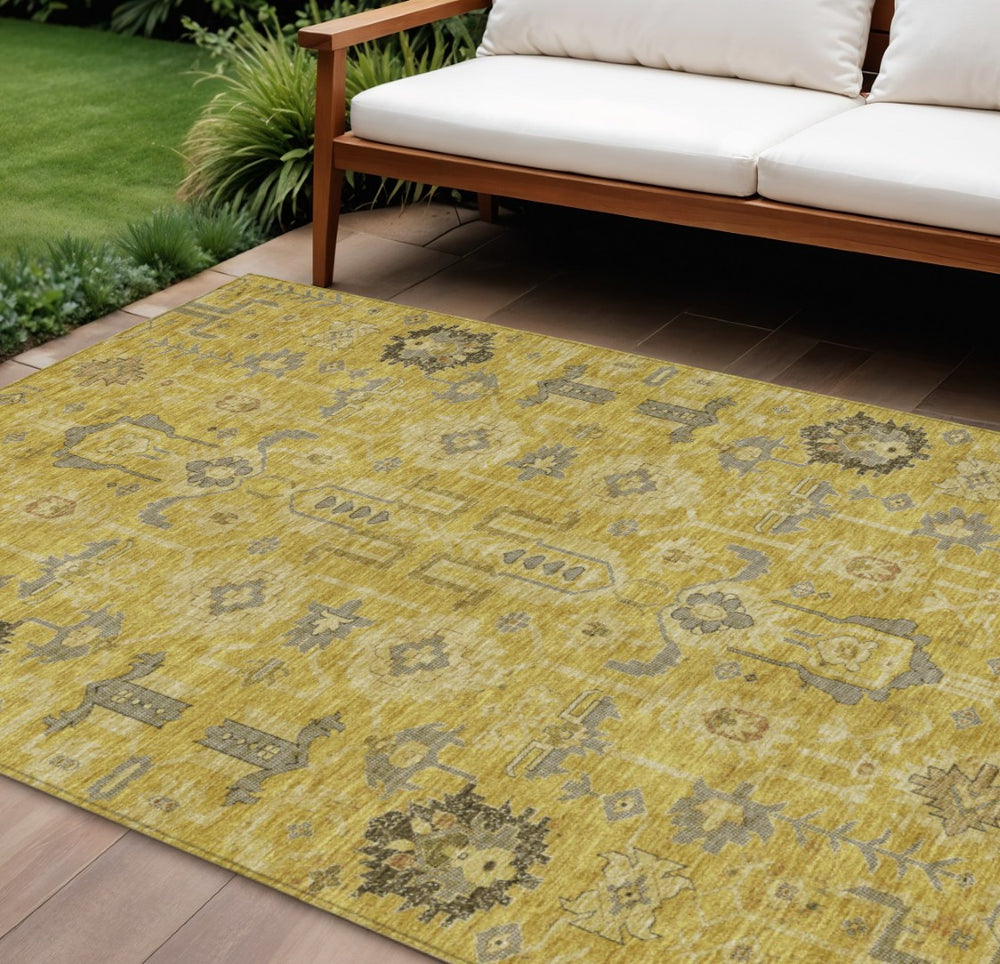 HomeRoots 9' Gold Wheat and Gray Oriental Area Rug - Stylish, Washable Design for Indoor and Outdoor Spaces 9' X 12' 582072