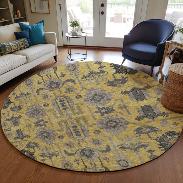 Homeroots 3' Stylish Artichoke Green Oriental Washable Area Rug For Indoor & Outdoor Use, Durable Design 8' Round Polyester 582082