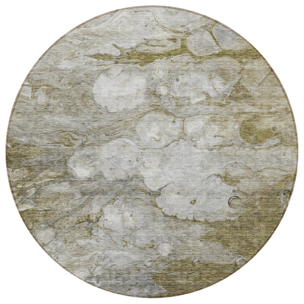HomeRoots 5' Abstract Brown Taupe and Ivory Washable Area Rug for Indoor and Outdoor High-Traffic Spaces 8' Round 582154