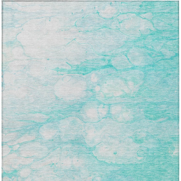 Homeroots 3' Artichoke Green Abstract Area Rug - Washable Indoor/Outdoor, Stain-resistant, Stylish Design 8' X 10' Polyester 582197