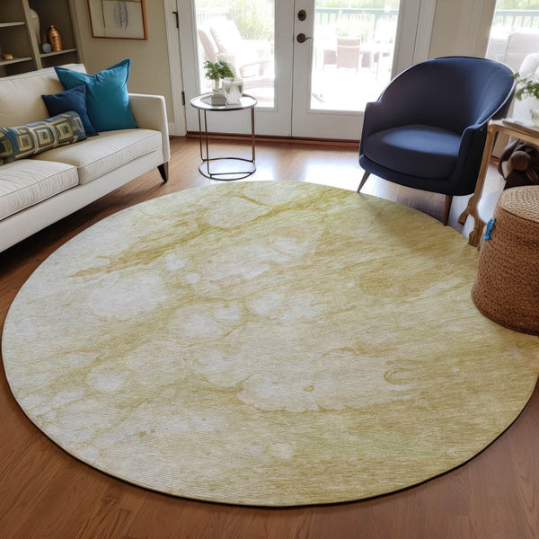 Homeroots 3' Artichoke Green Abstract Area Rug - Washable Indoor/Outdoor, Stain-resistant, Stylish Design 8' Round Polyester 582202