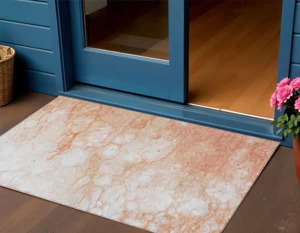 Homeroots 3' Artichoke Green Abstract Area Rug - Washable Indoor/Outdoor, Stain-resistant, Stylish Design 3' X 5' Polyester 582206