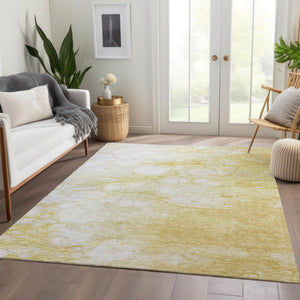 Homeroots 3' Artichoke Green Abstract Area Rug - Washable Indoor/Outdoor, Stain-resistant, Stylish Design 10' X 14' Polyester 582217