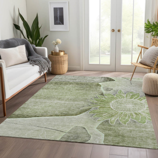 Homeroots 3' Artichoke Green Floral Washable Area Rug For Indoor And Outdoor Spaces - Stylish & Durable 5' X 8' Polyester 582231