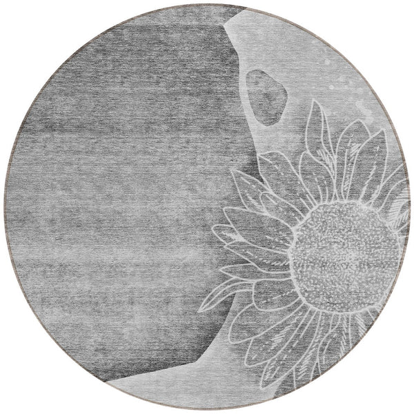 Homeroots 3' Artichoke Green Floral Washable Area Rug For Indoor And Outdoor Spaces - Stylish & Durable 8' Round Polyester 582250