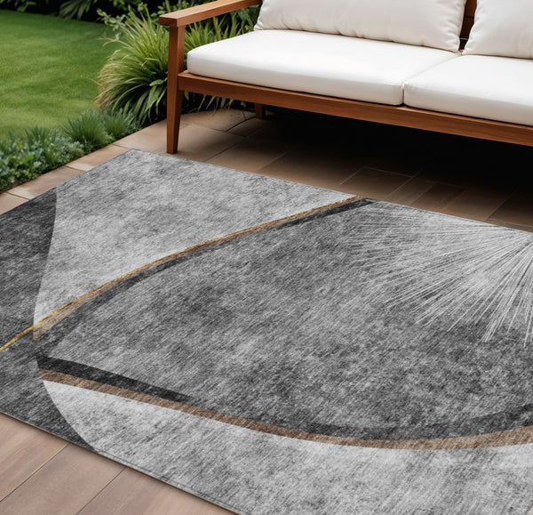 Homeroots 3' Gray Chocolate And Silver Abstract Washable Area Rug For Indoor And Outdoor Spaces, Stylish Decor 10' X 14' Polyester 582259