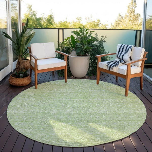 Homeroots 3' Floral Washable Area Rug In Artichoke Green Mint Green & Ivory For Indoor/Outdoor Spaces 8' Round Polyester 582316