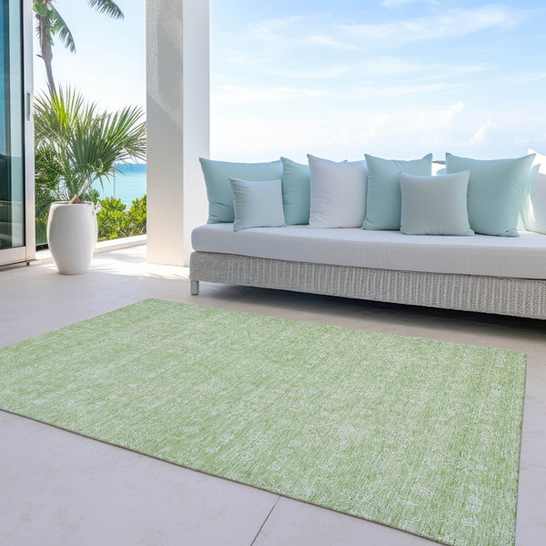 Homeroots 3' Floral Washable Area Rug In Artichoke Green Mint Green & Ivory For Indoor/Outdoor Spaces 9' X 12' Polyester 582318