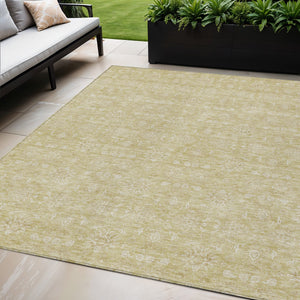 Homeroots 3' Floral Washable Area Rug In Artichoke Green Mint Green & Ivory For Indoor/Outdoor Spaces 5' X 8' Polyester 582327