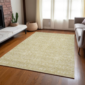 Homeroots 3' Floral Washable Area Rug In Artichoke Green Mint Green & Ivory For Indoor/Outdoor Spaces 8' X 10' Polyester 582329