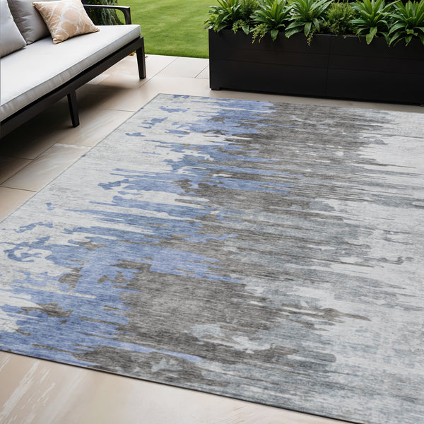Homeroots 3' Blue Gray And Silver Abstract Washable Area Rug For Indoor And Outdoor Spaces - Durable Design 5' X 8' Polyester 582381