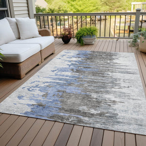 Homeroots 3' Blue Gray And Silver Abstract Washable Area Rug For Indoor And Outdoor Spaces - Durable Design 5' X 8' Polyester 582381