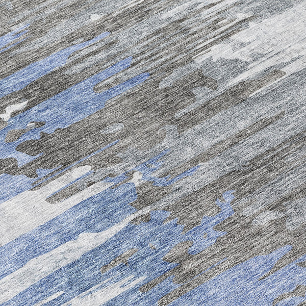 Homeroots 3' Blue Gray And Silver Abstract Washable Area Rug For Indoor And Outdoor Spaces - Durable Design 8' Round Polyester 582382