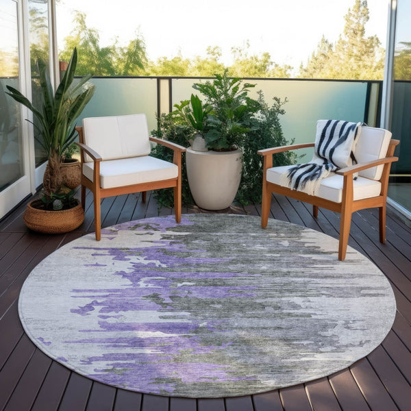 Homeroots 3' Blue Gray And Silver Abstract Washable Area Rug For Indoor And Outdoor Spaces - Durable Design 8' Round Polyester 582400
