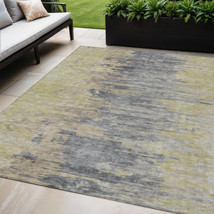 Homeroots 3' Blue Gray And Silver Abstract Washable Area Rug For Indoor And Outdoor Spaces - Durable Design 5' X 8' Polyester 582405