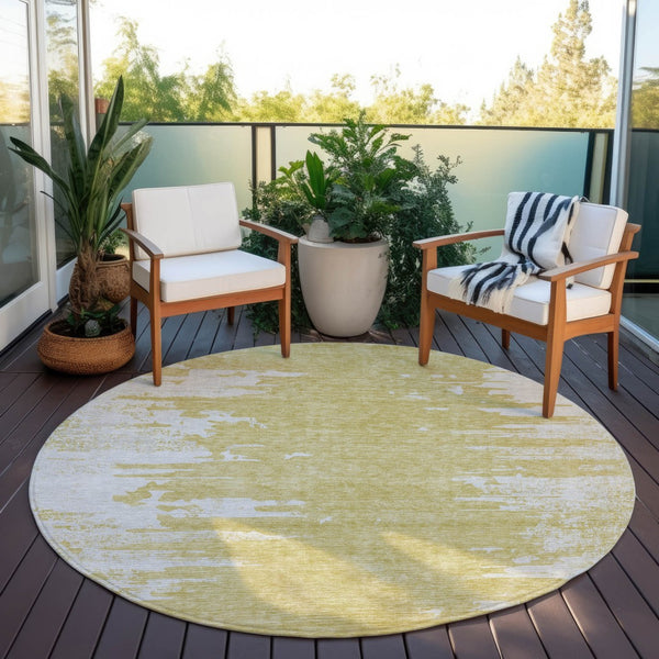 Homeroots 3' Stylish Green And Mint Abstract Washable Area Rug For Indoor And Outdoor Spaces, Durable Design 8' Round Polyester 582424